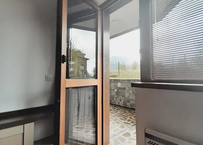 Vip Belvedere With Terrace K105 班斯科